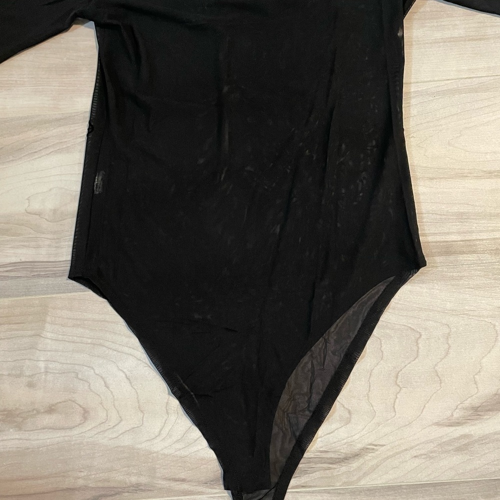 LOVE CULTURE Sheer Black Floral Long Sleeve Onesie -See Measurements - Picture 8 of 13